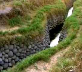 canal piedra nazca