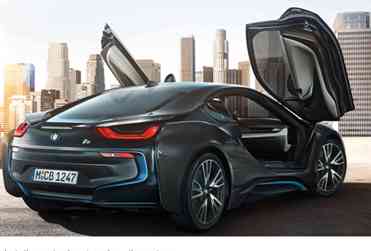 BMW i8 puertas arriba