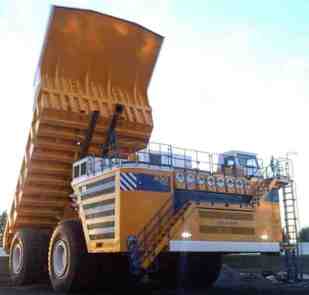 BelAZ 75710 volquete Bielorrusia 3