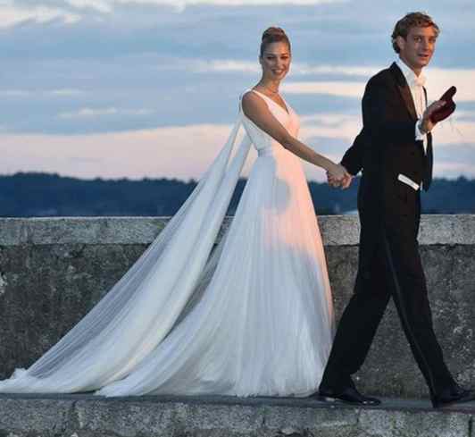 Beatrice Borromeo Armani griego