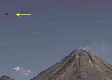 ovni volcan Colima mar 2015 2