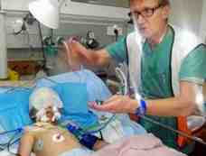 Dr Mads Gilbert nino palestino