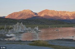 lago_mono_california.jpg