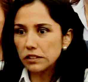 Nadine Heredia 42