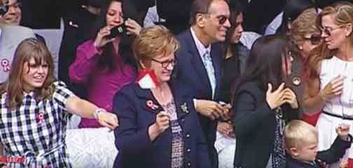 Nancy Lange hija