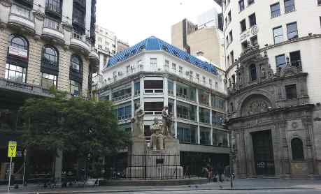 monumento Roque Saenz Pena