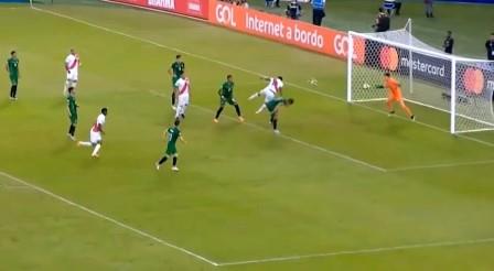 Gol Jefferson Farfan jun 2019