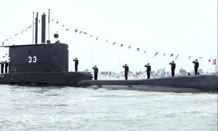saludo Marina submarino 33