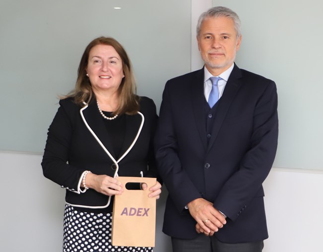 Embajadora de Grecia Lima Eleni Lianidou ADEX