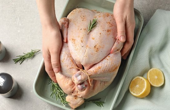 pavo crudo