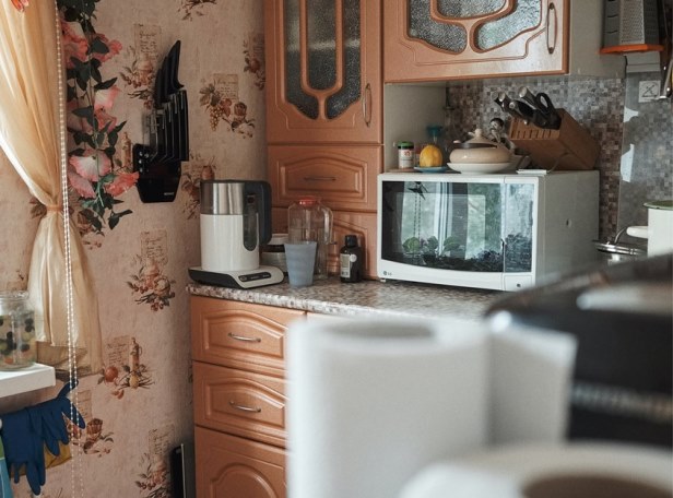 FAPE01864 FOTO2 microondas cocina