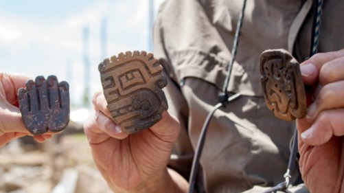 tumba sacerdote Pacopampa piezas