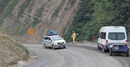 via interrumpida huaico